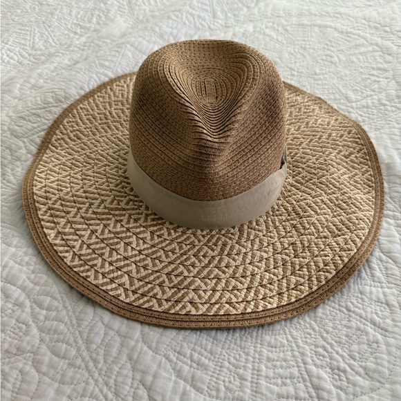 Jones New York Accessories - Jones New York Wide Brim Sun Hat – Beige
